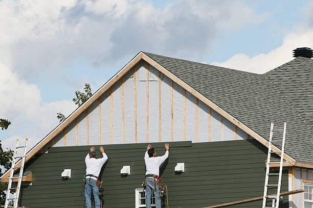Professional Siding Replacement technician working in Foster, VA